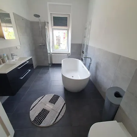 Junior Eleven Apartment