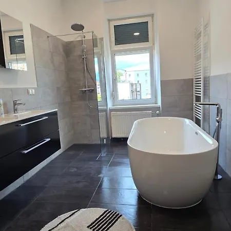 Junior Eleven * Graz